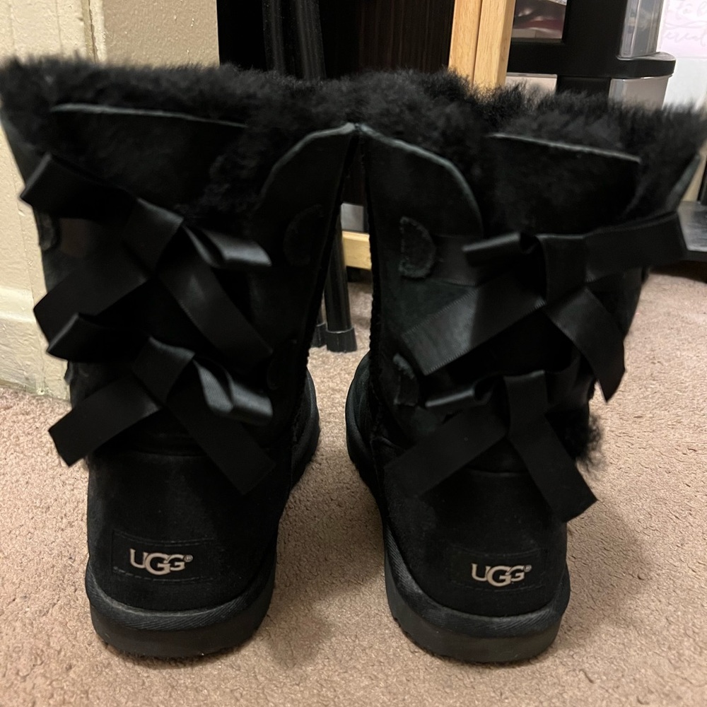 UGG Bailey Bow